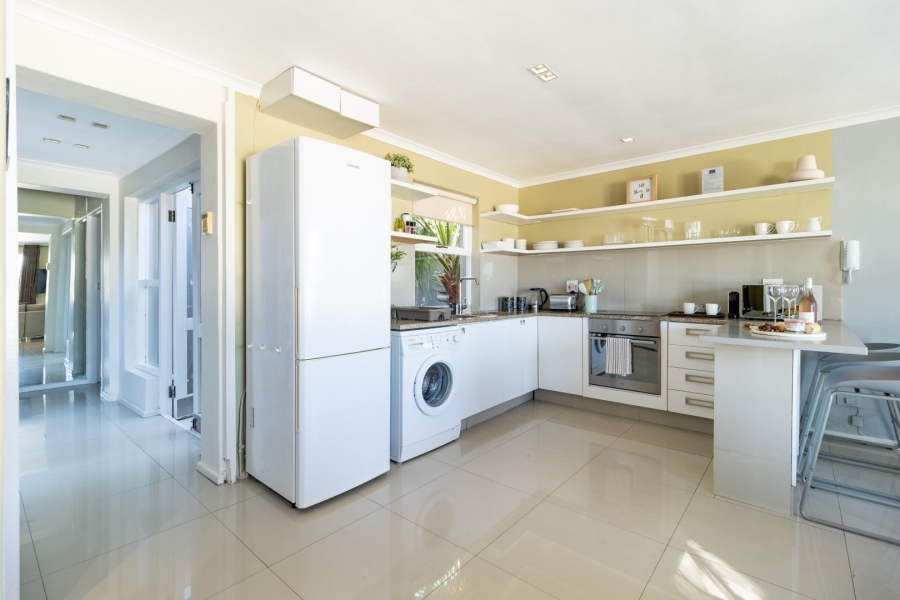 To Let 2 Bedroom Property for Rent in De Waterkant Western Cape